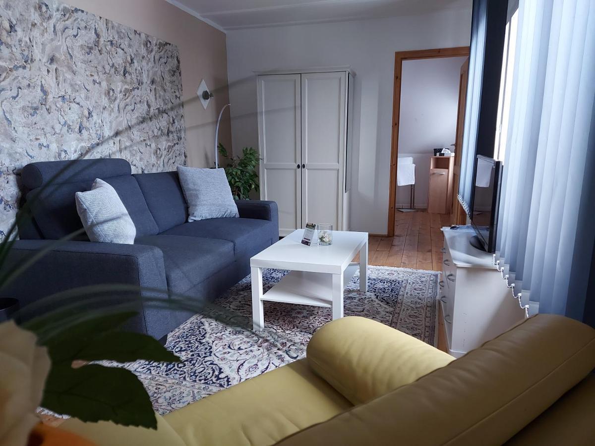 Hotelpension Pfarrhaus Alt Schwerin Esterno foto