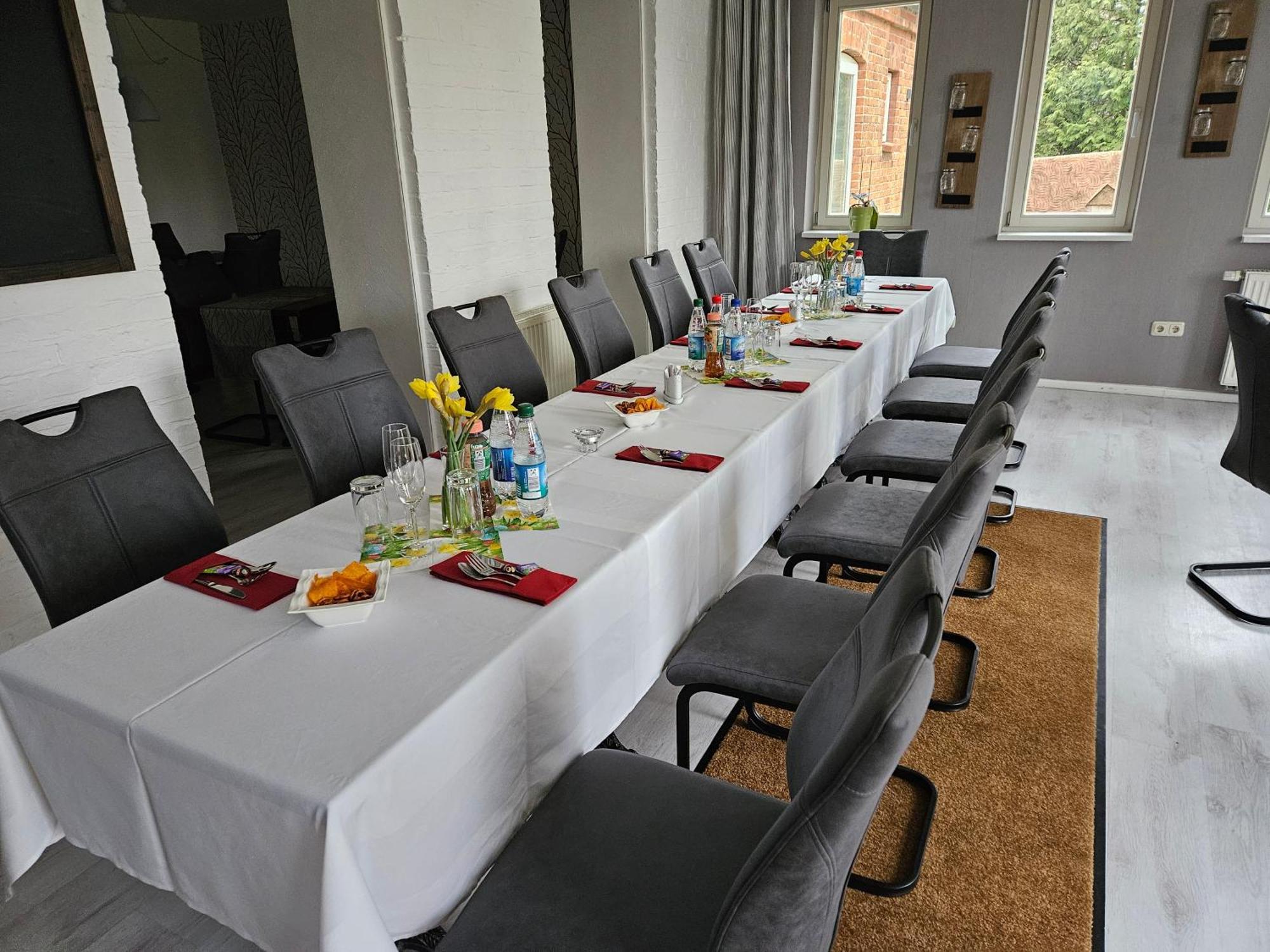 Hotelpension Pfarrhaus Alt Schwerin Esterno foto